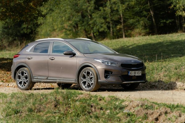 Comment choisir le bon produit pour rénover les plastiques extérieurs d'une moto ?